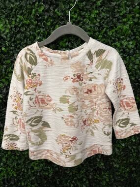 Baby Gap, Baby Girl Sweater size 18-24 months, Floral Sweater.